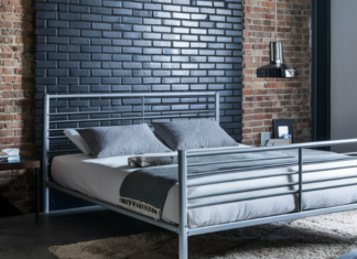 20 Bold Black Bedroom Ideas