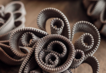 25 Incredible DIY Zipper Flowers Ideas