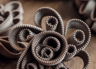 25 Incredible DIY Zipper Flowers Ideas