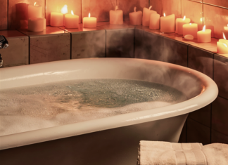15 Cozy Bathtub Decor Ideas